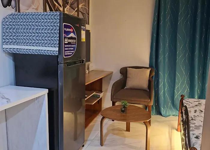 Apartment Staycation Casamira Tower 1 Condotel *