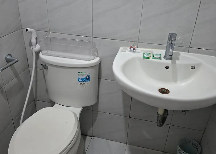 Apartment Staycation Casamira Tower 1 Condotel *