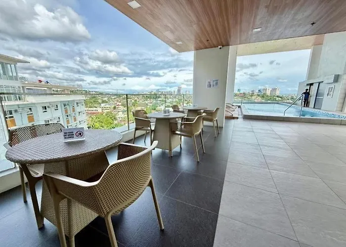 Apartment Staycation Casamira Tower 1 Condotel Cebu